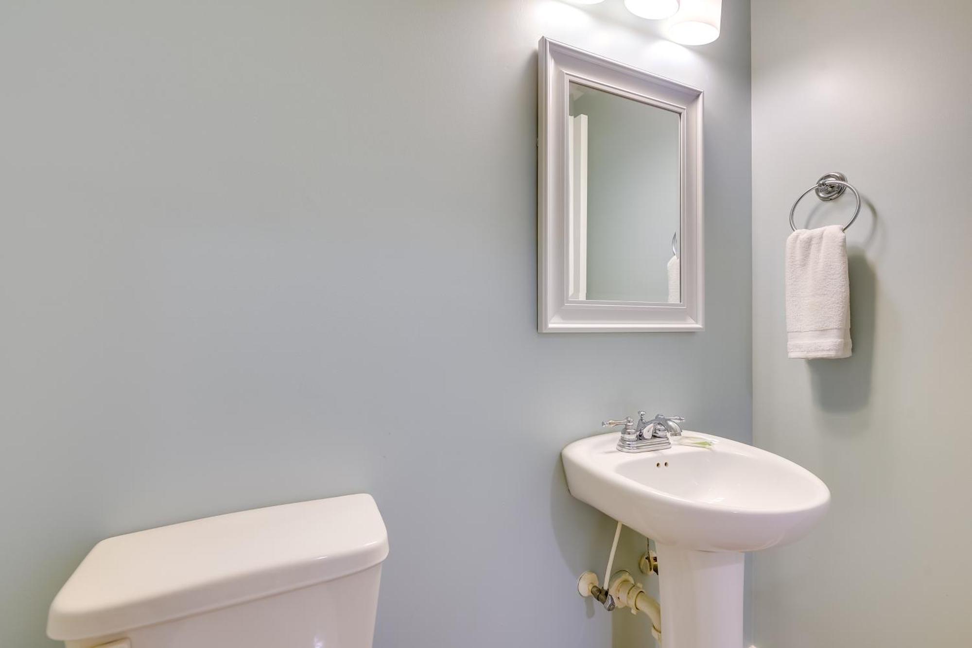 Roomy North Myrtle Beach Condo, Walk To Beach 외부 사진