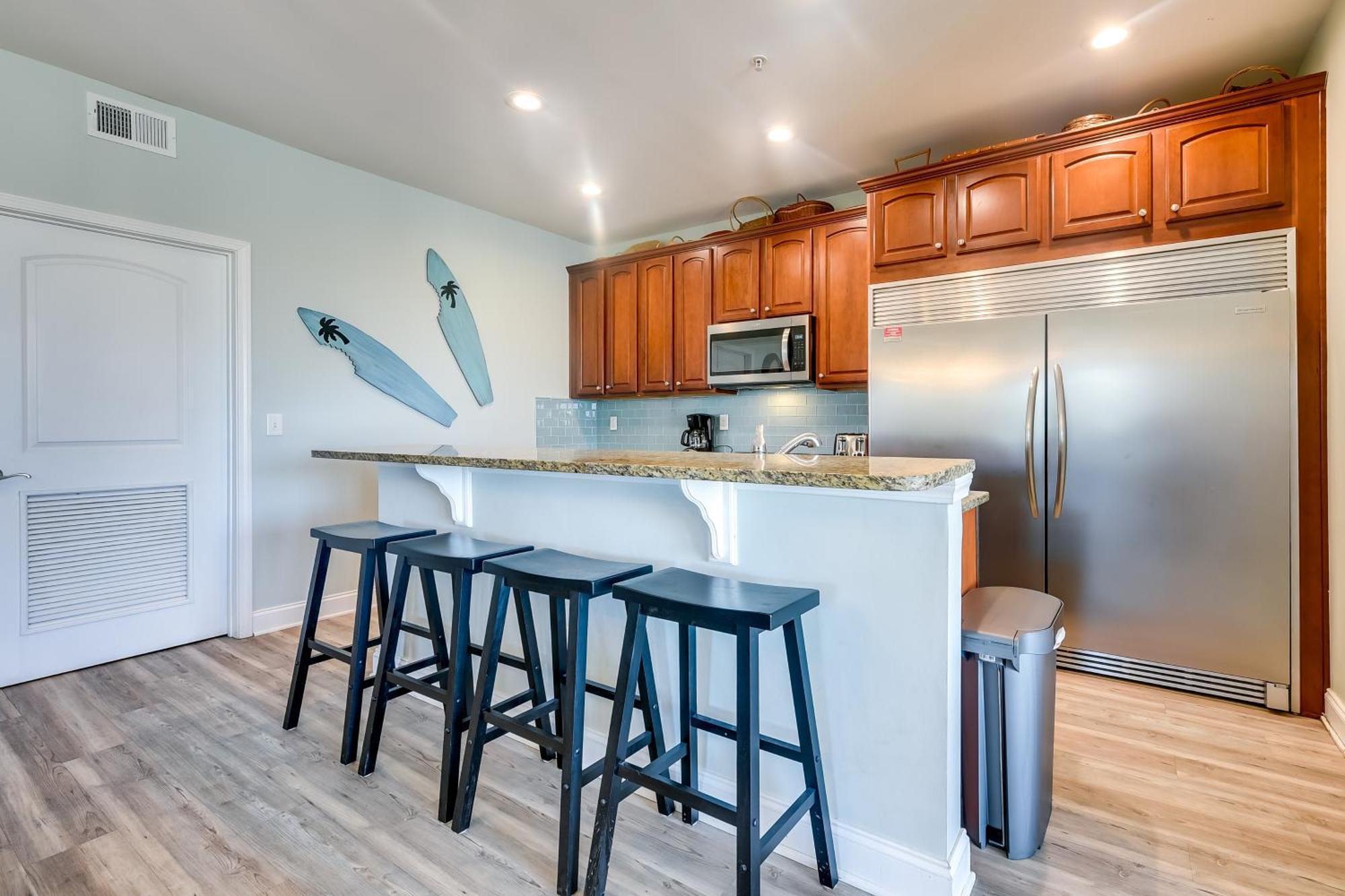 Roomy North Myrtle Beach Condo, Walk To Beach 외부 사진