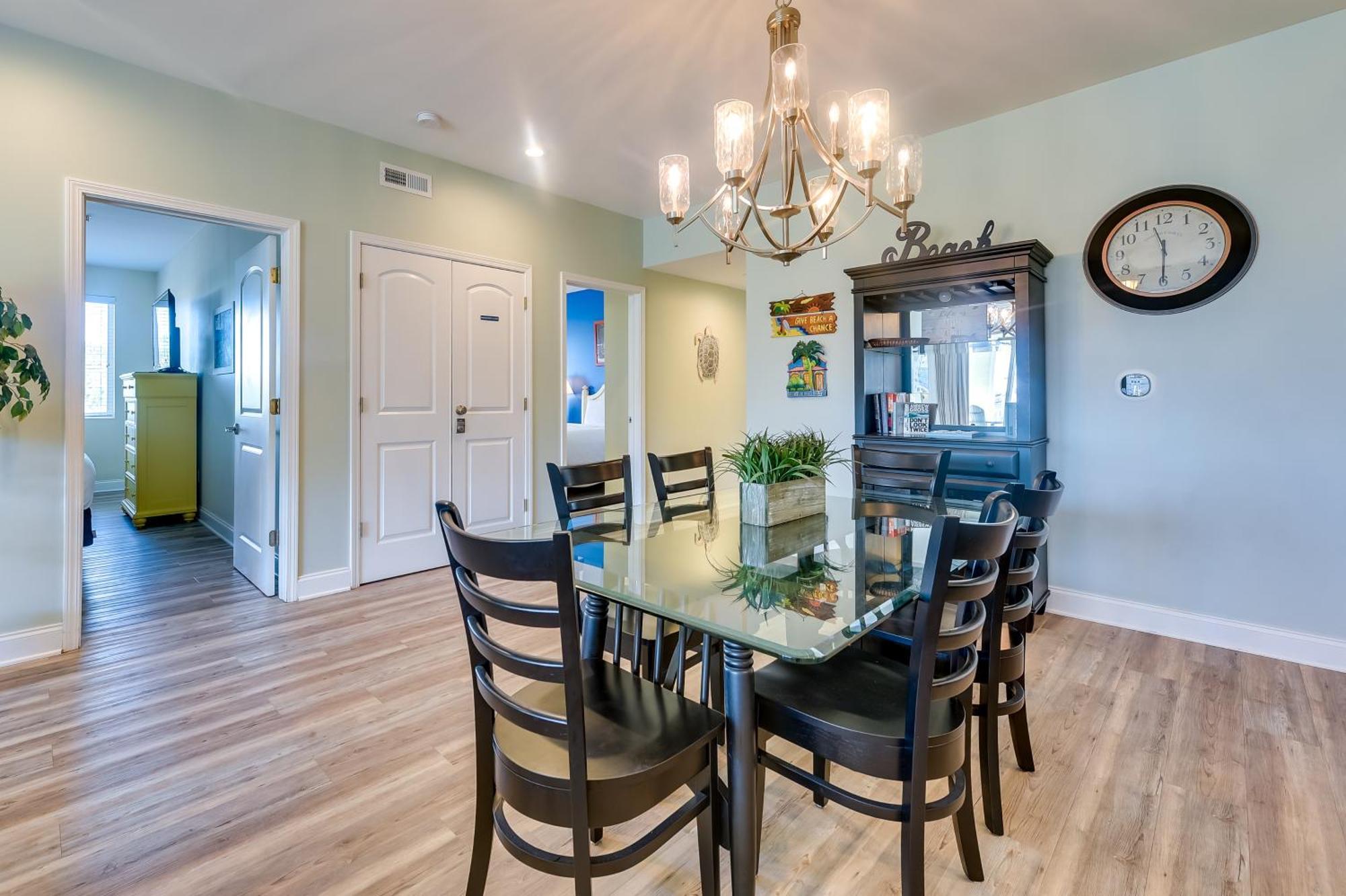 Roomy North Myrtle Beach Condo, Walk To Beach 외부 사진